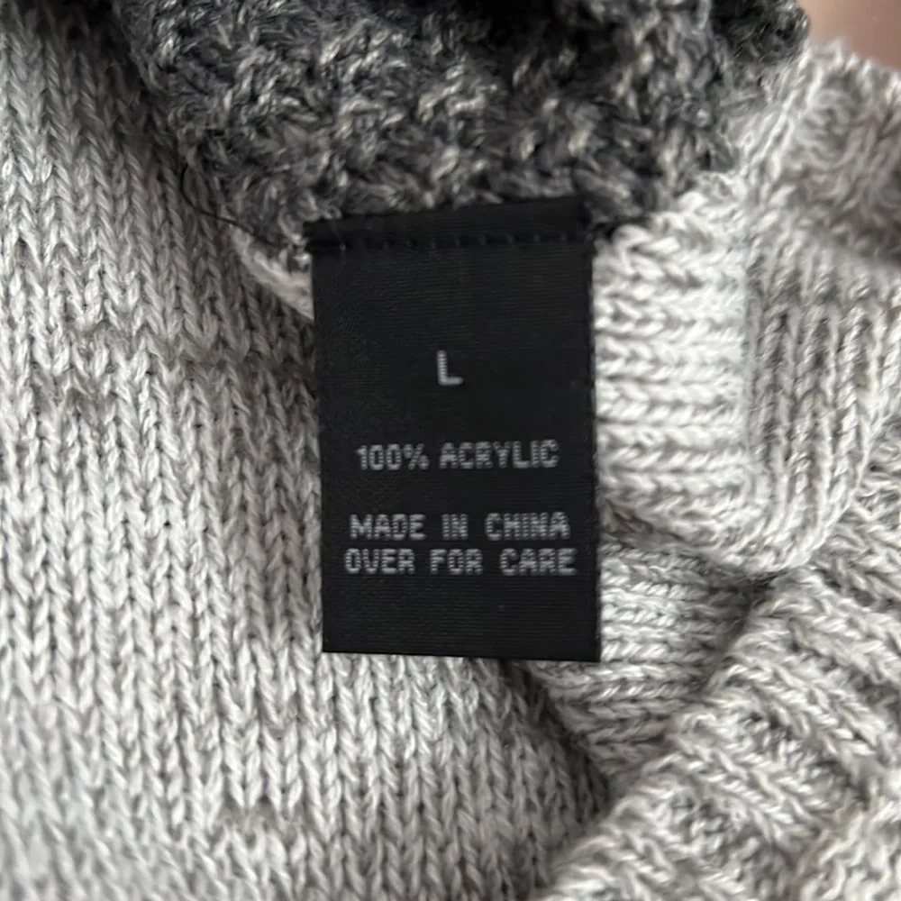 Cowlneck sweater - Picture 2 of 5